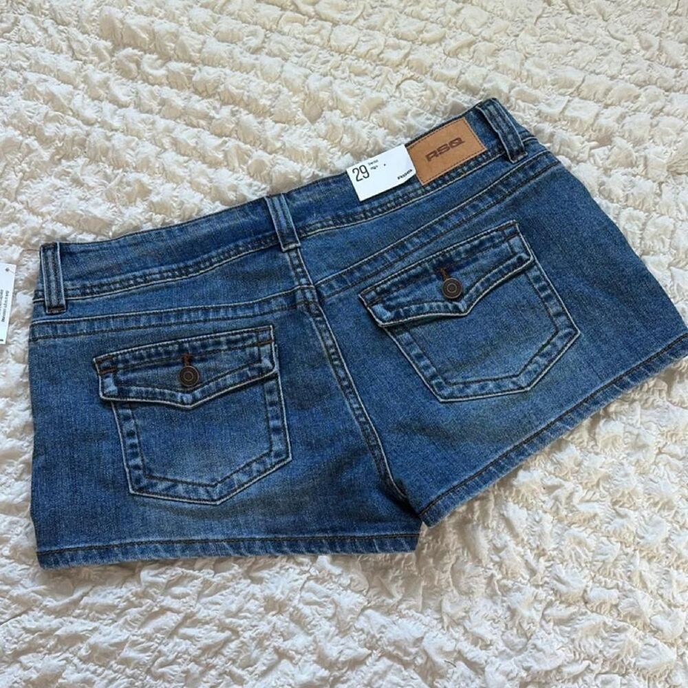 Rsq Women's Blue and Navy Shorts